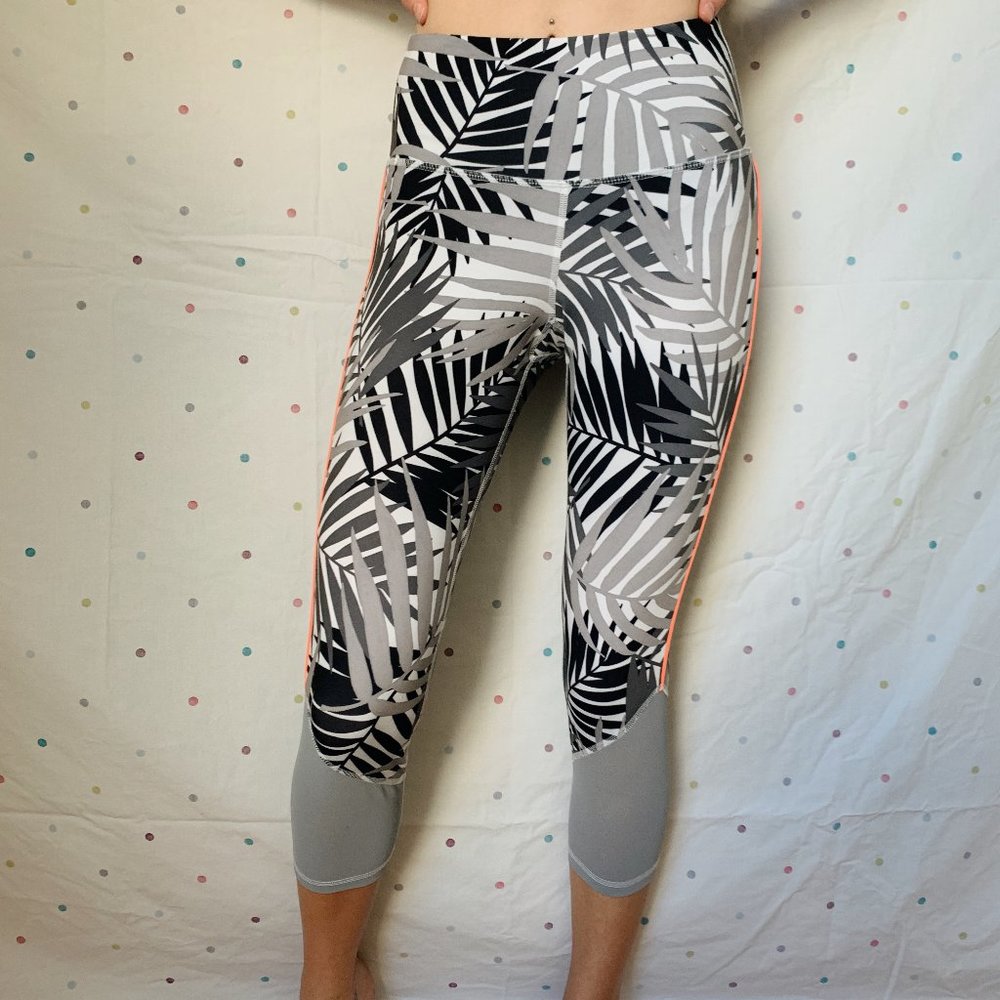 patterned leggings